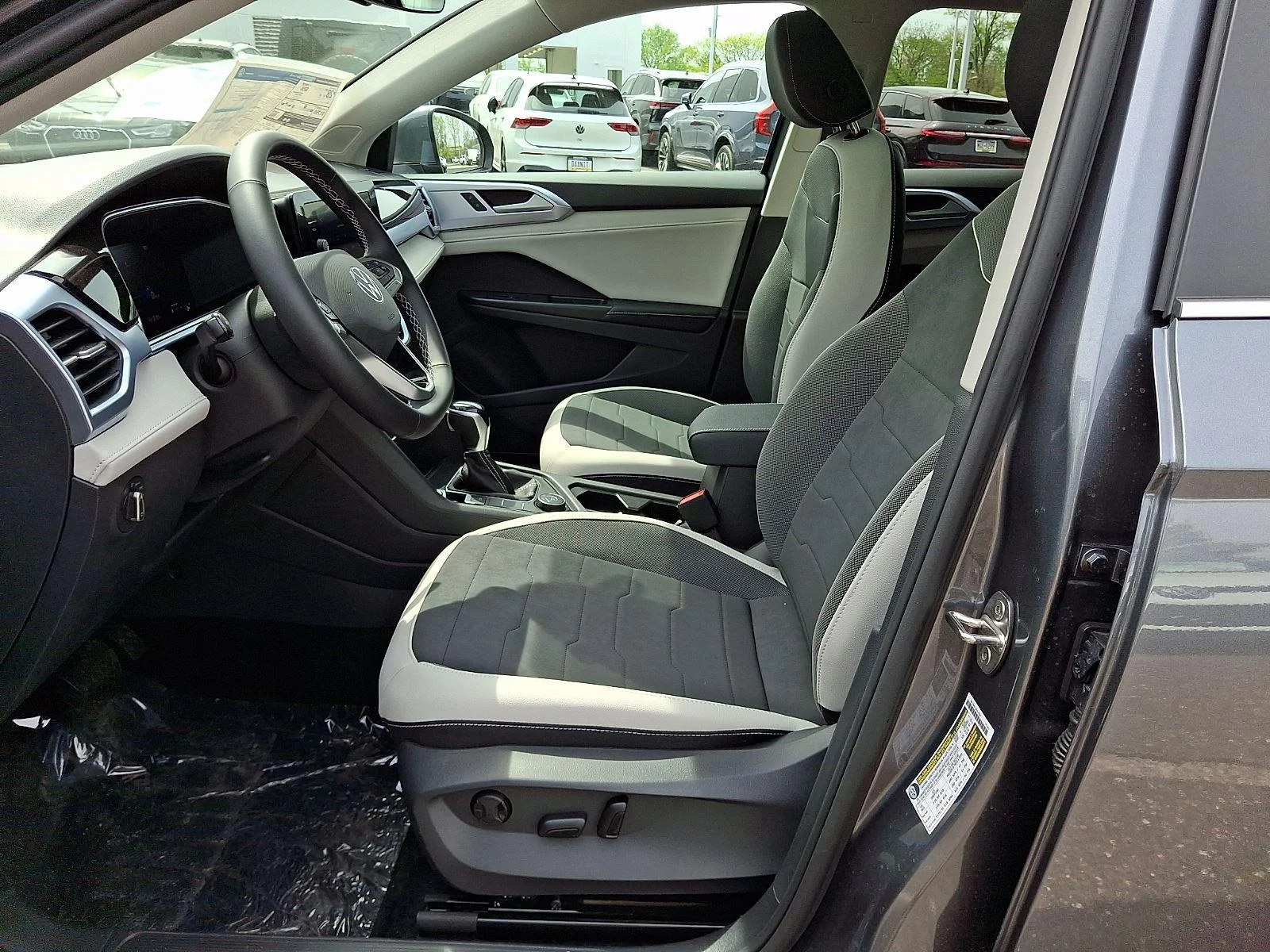 New 2026 Platinum Gray Metallic Volkswagen SE image 12
