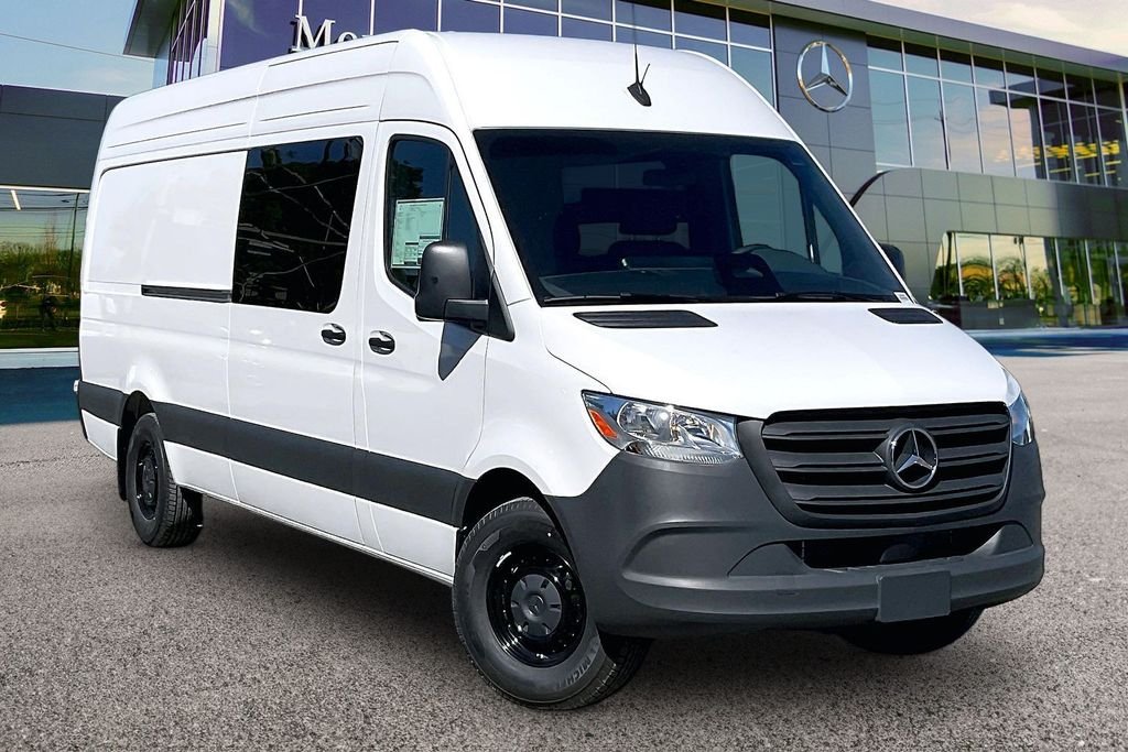 2026 Mercedes-Benz Sprinter 2500 170 WB HO High Roof's photo