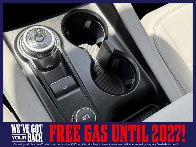New 2026 Space White Metallic Ford Active image 25
