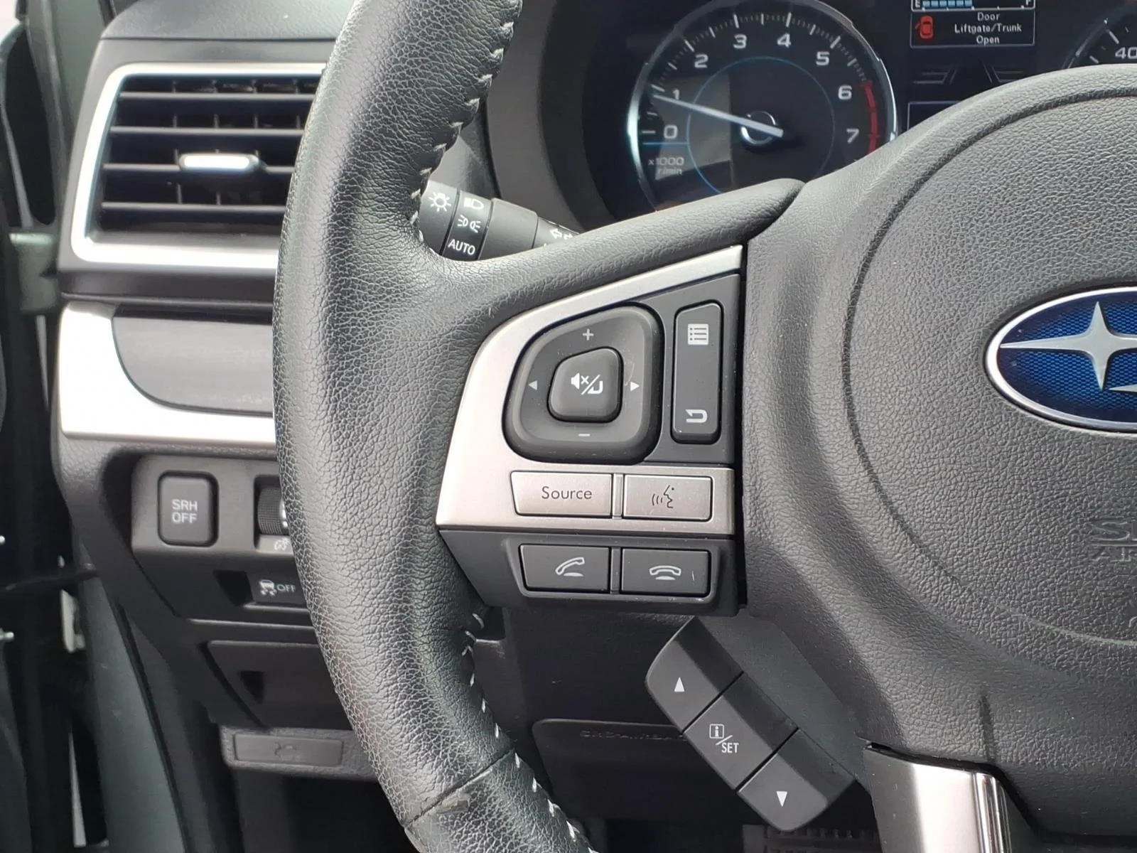 Used 2017 Jasmine Green Metallic Subaru Touring image 17