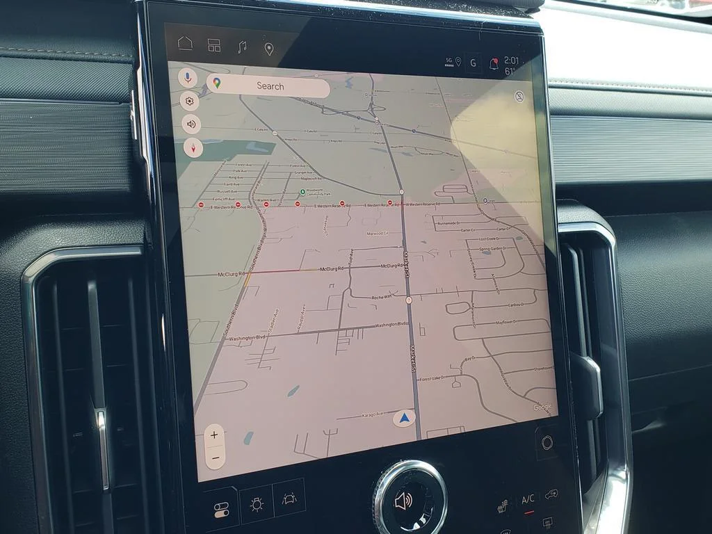 2026 GMC Acadia AT4 - Photo 17