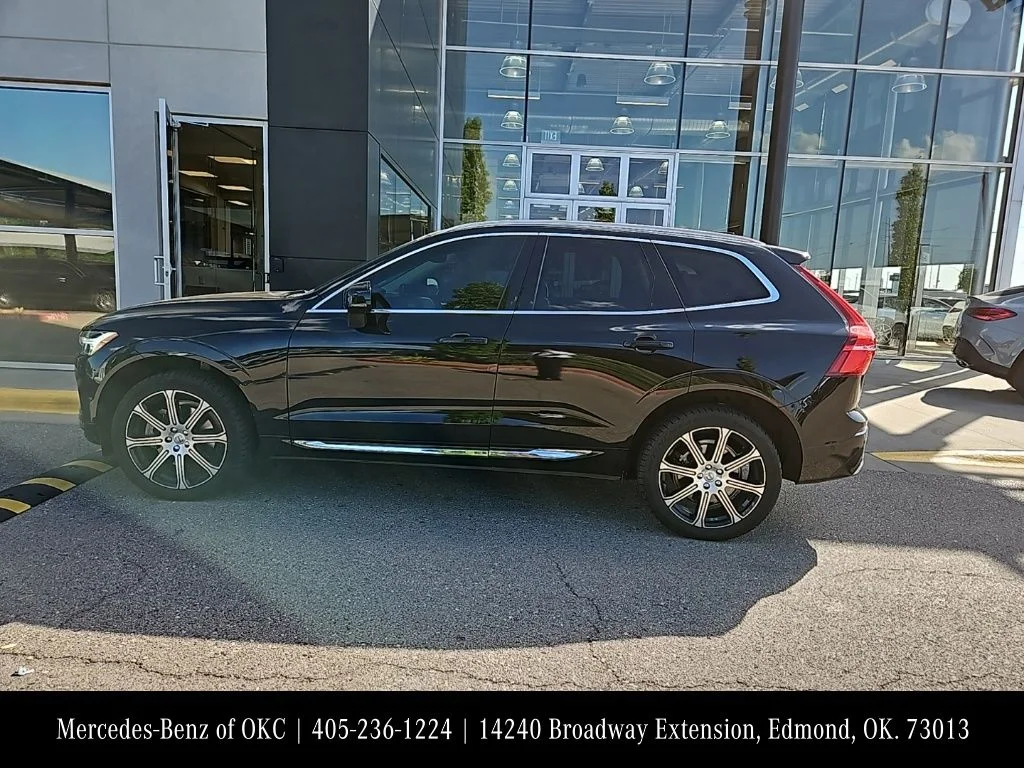 Used 2021 Black Volvo T5 Inscription image 5
