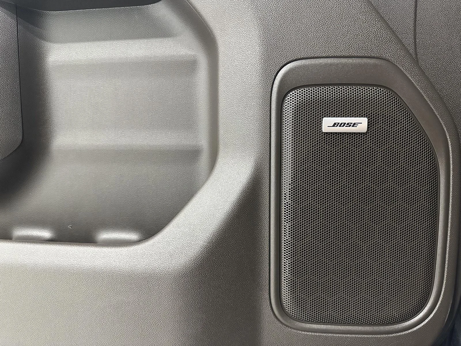 Used 2023 ONYX BLACK GMC Denali image 22
