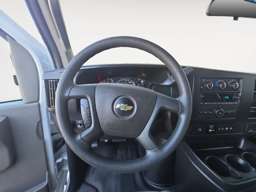 2023 Chevrolet Express Passenger LS - Photo 19