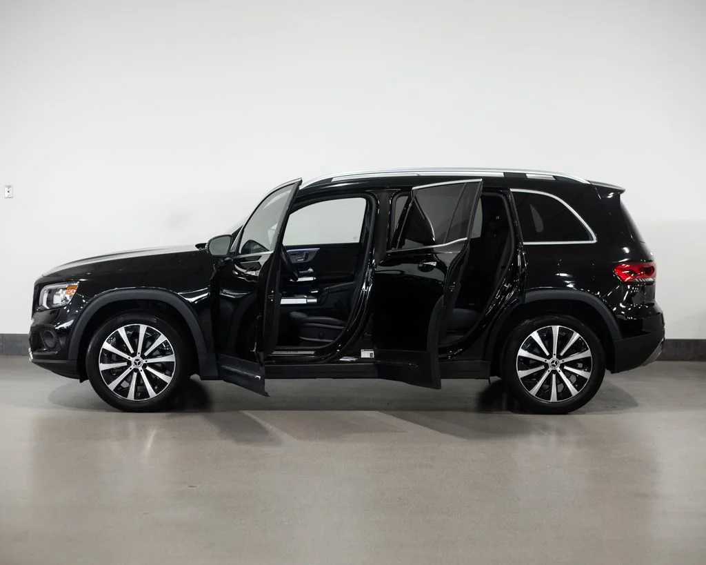 Certified Used 2022 Black Mercedes-Benz GLB 250 image 3