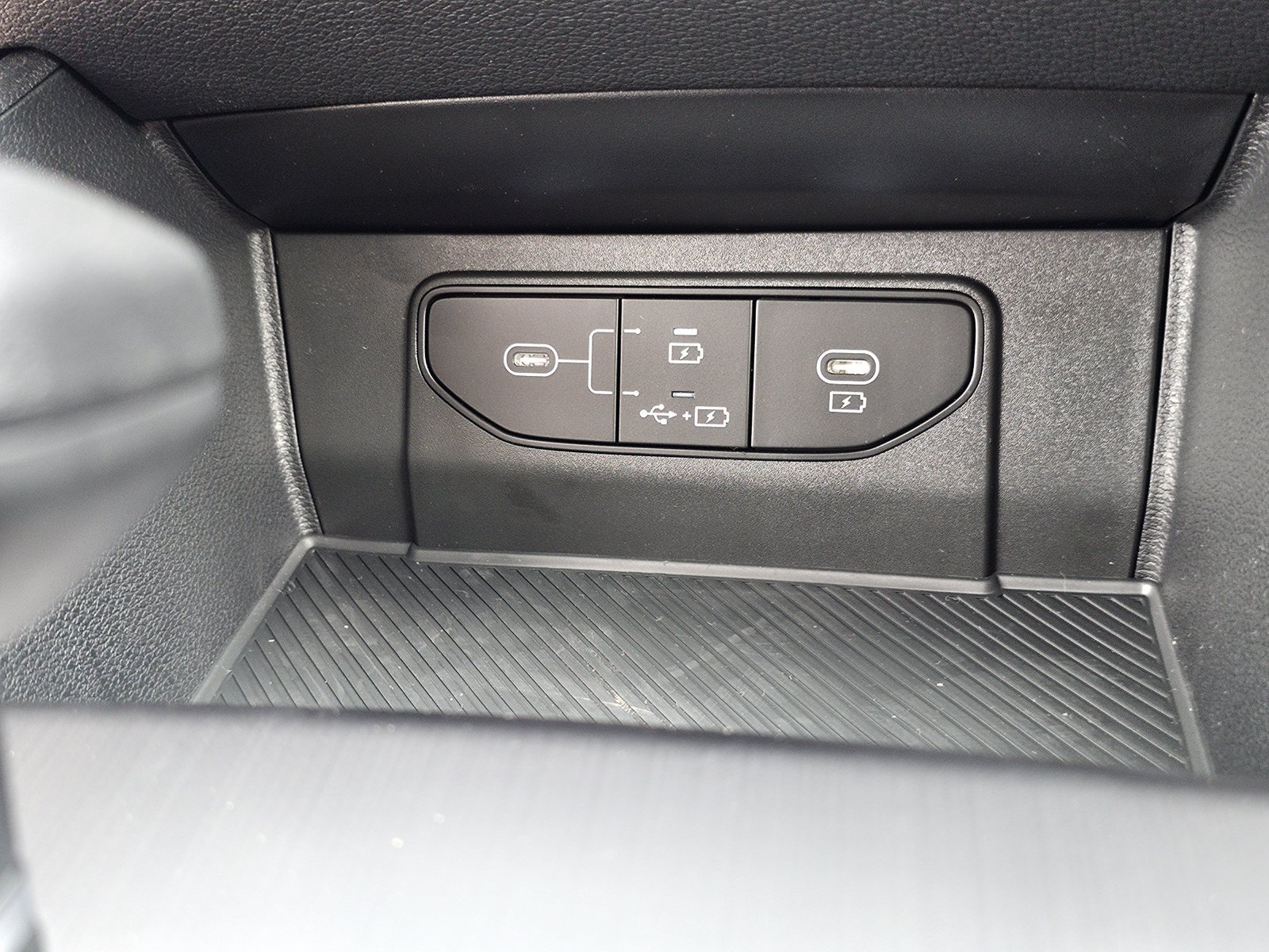 Used 2026 Black Kia LX image 20