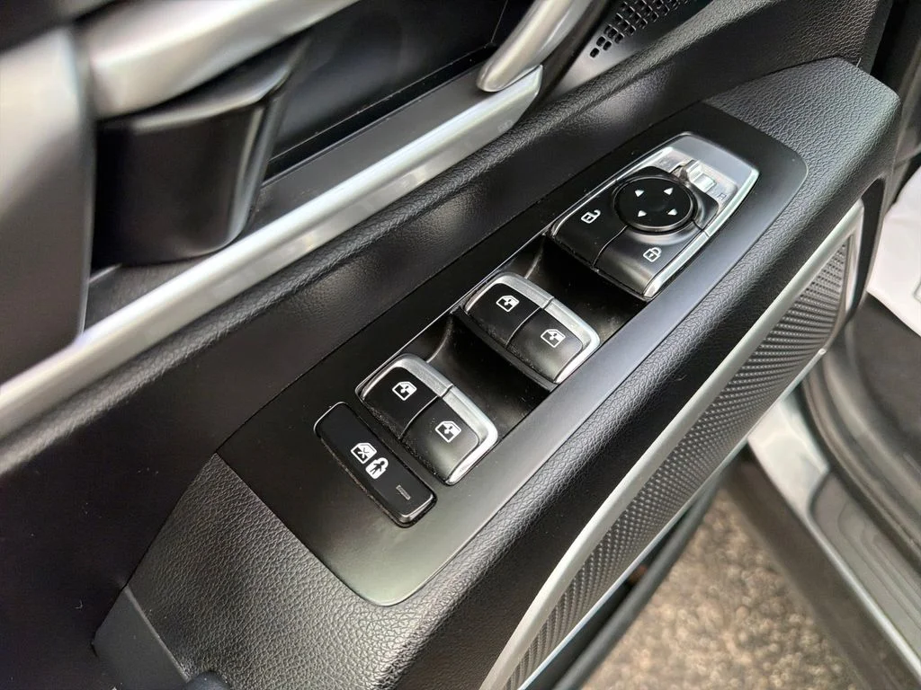 Used 2022 Gray Kia S image 24