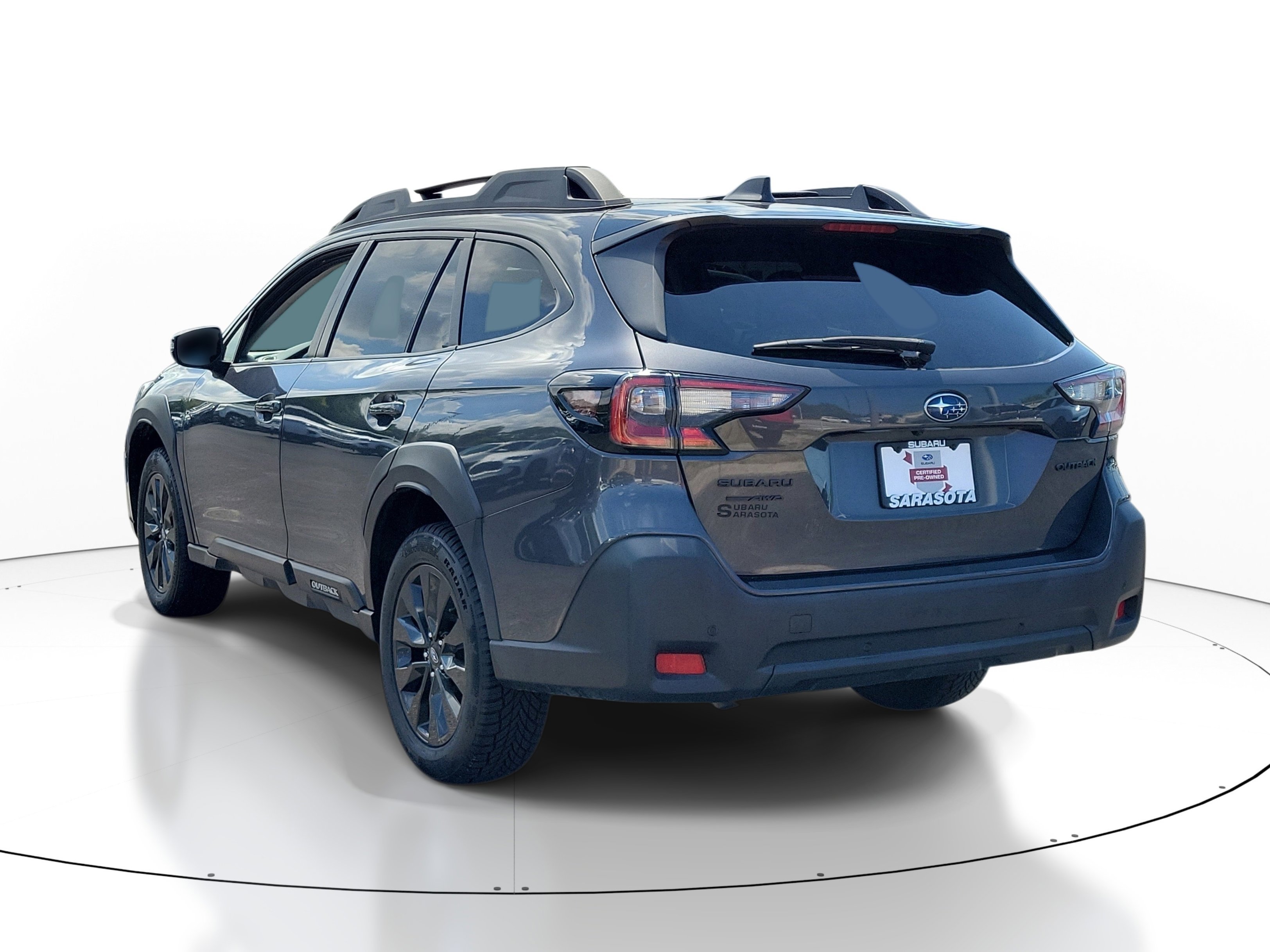 Used 2023 Magnetite Gray Metallic Subaru Onyx Edition image 3