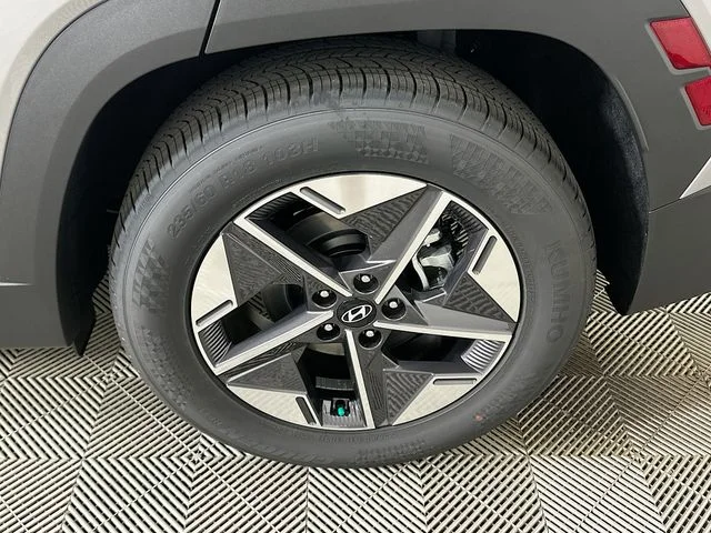 New 2026 Hyundai TUCSON SEL