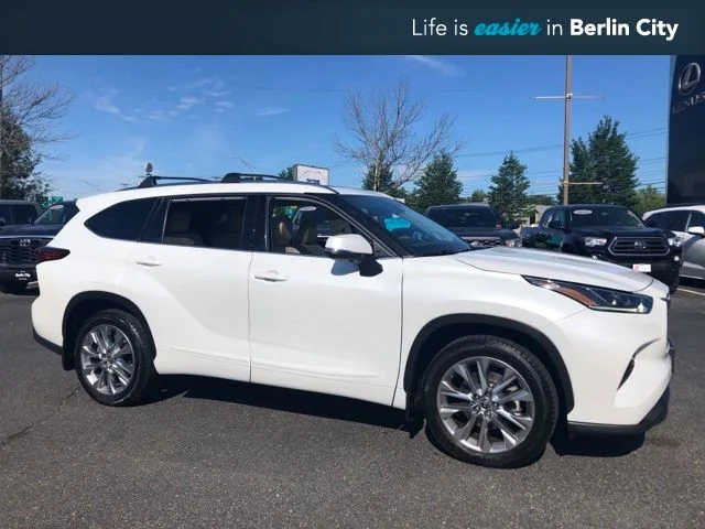 2022 Toyota Highlander Limited