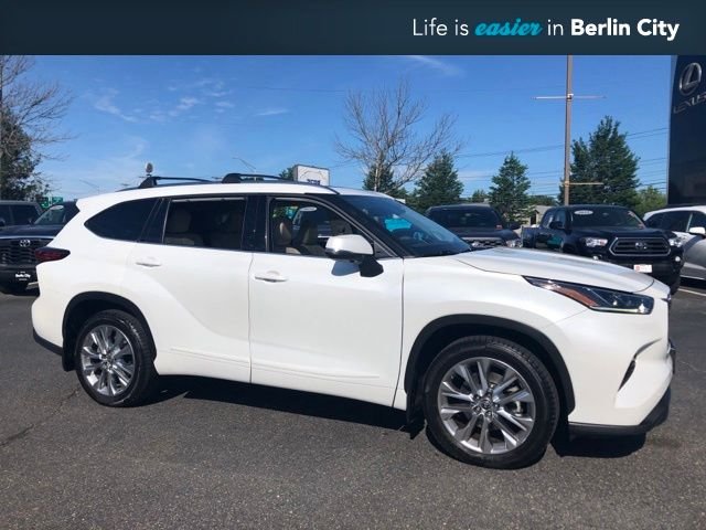 2022 Toyota Highlander Limited