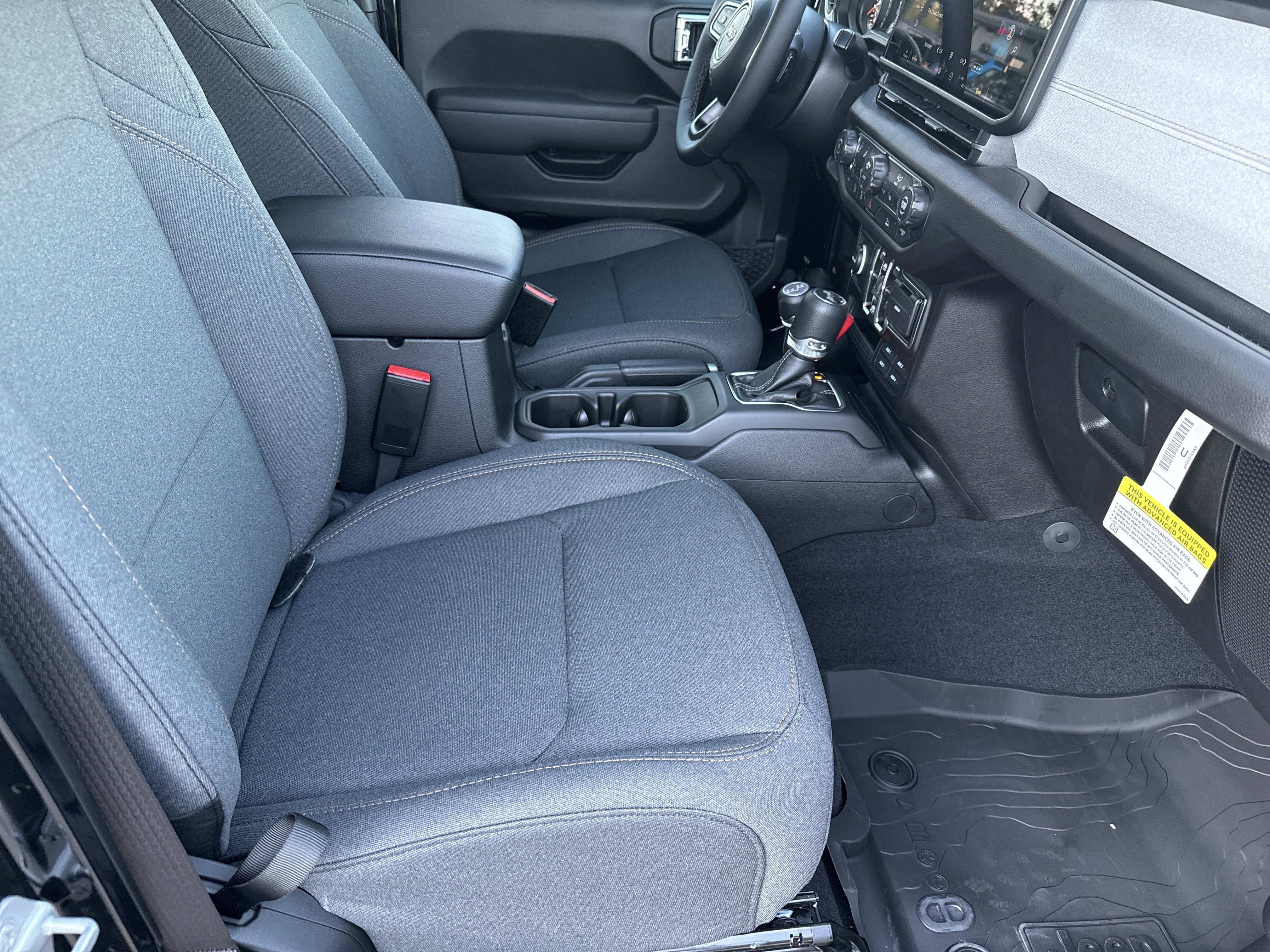 New 2026 Black Clear-Coat Exterior Paint Jeep Sport S image 15