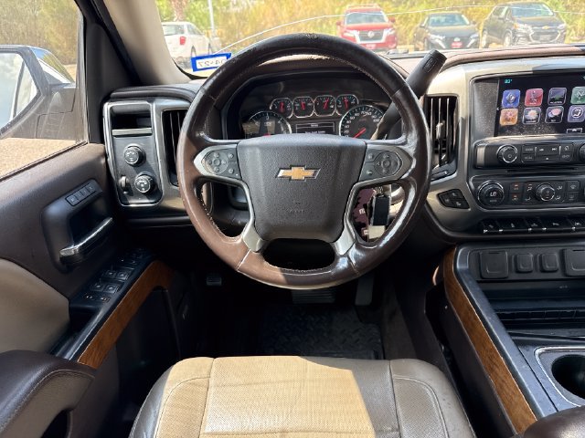 Used 2017 White Chevrolet LTZ image 13