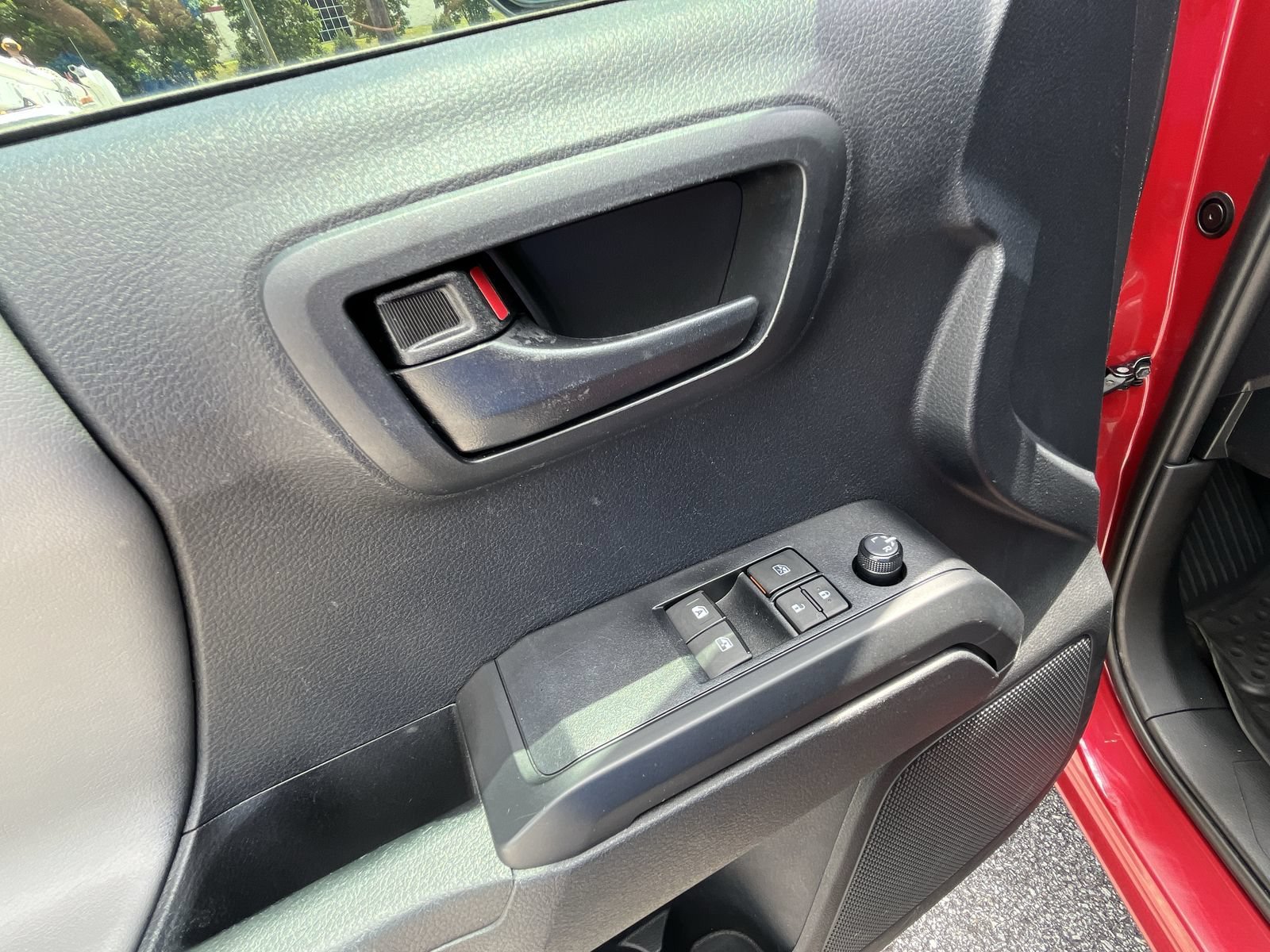 Used 2020 Barcelona Red Metallic Toyota SR image 17