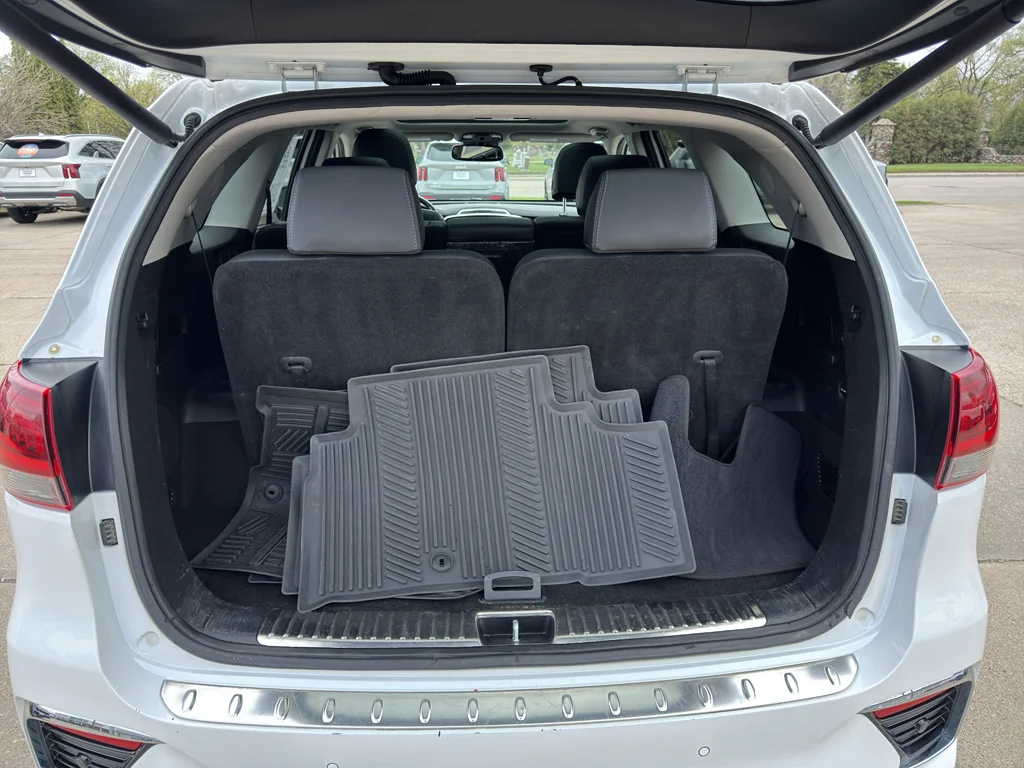 Used 2019 Snow White Pearl Kia SX V6 image 7
