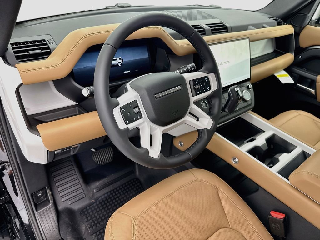 Used 2026 Santorini Black Metallic Land Rover S image 9