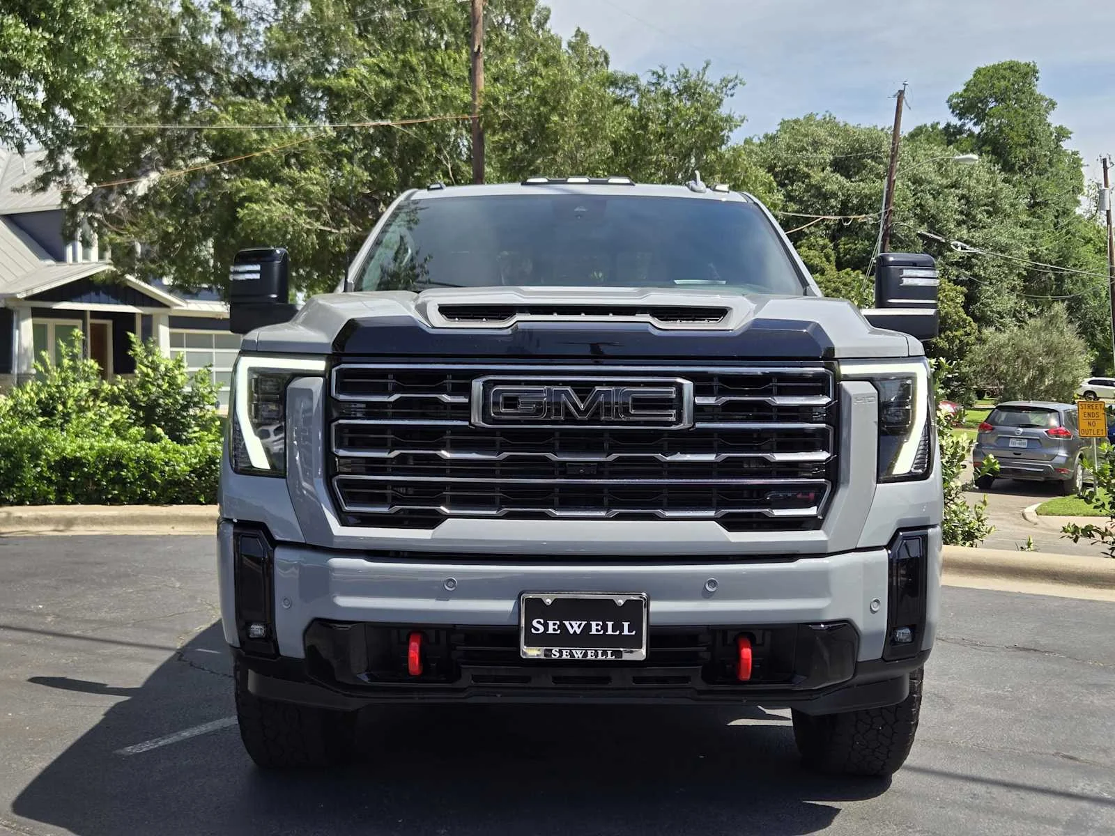 1GT4UPEY3SF145210