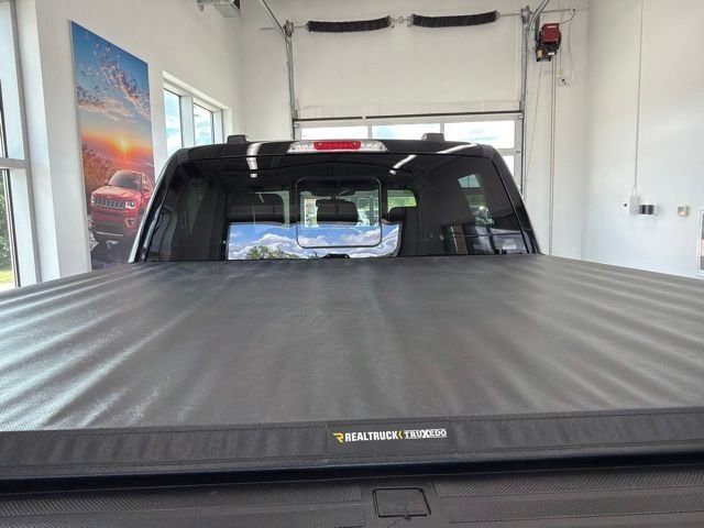 Used 2025 Black Ford Tremor image 9