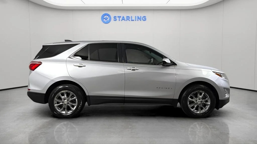 Used 2018 SILVER ICE METALLIC Chevrolet LT image 12