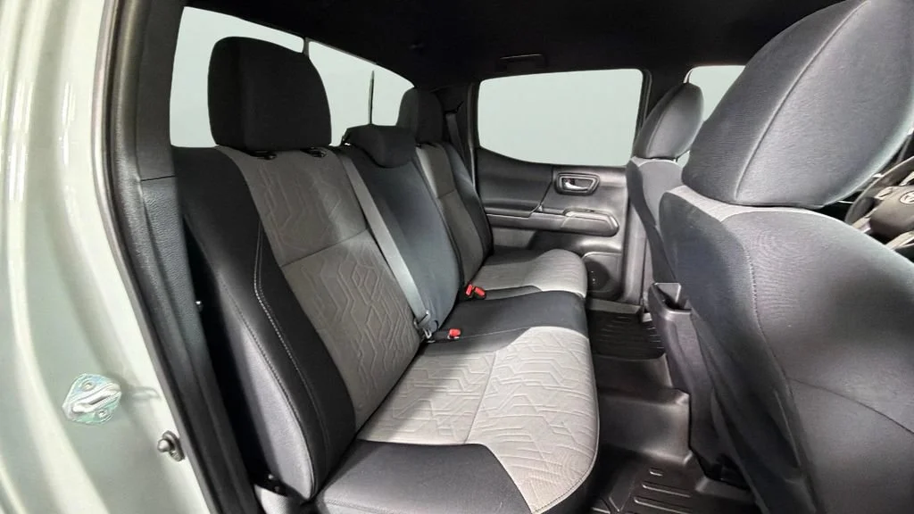 Used 2023  Toyota SR image 29