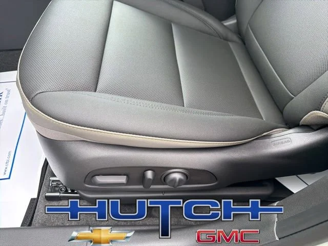 New 2026 Cacti Green Chevrolet ACTIV image 22
