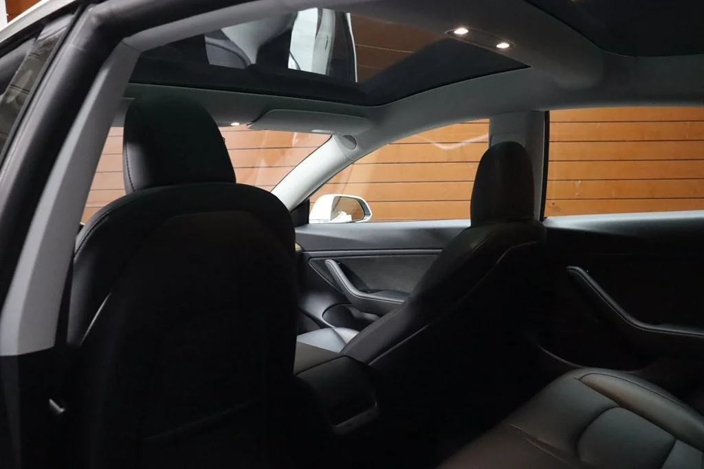 Used 2020 Pearl White Multi-Coat Tesla Long Range image 30