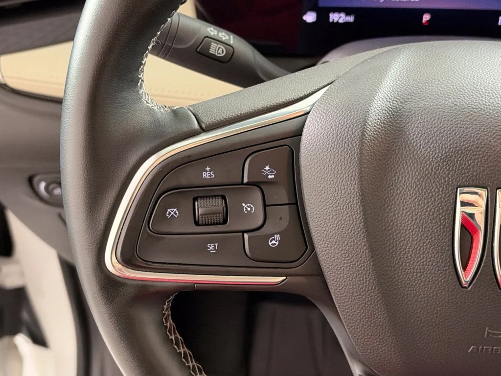 Used 2024 White Buick Avenir image 32