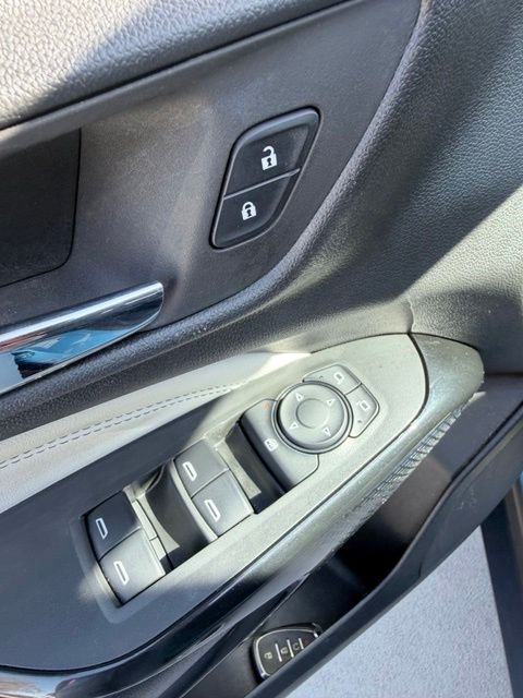 2025 Chevrolet Trax LT - Photo 21