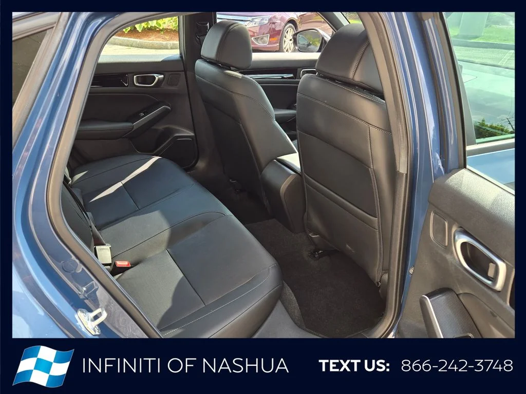 Used 2025  Honda Sport image 16