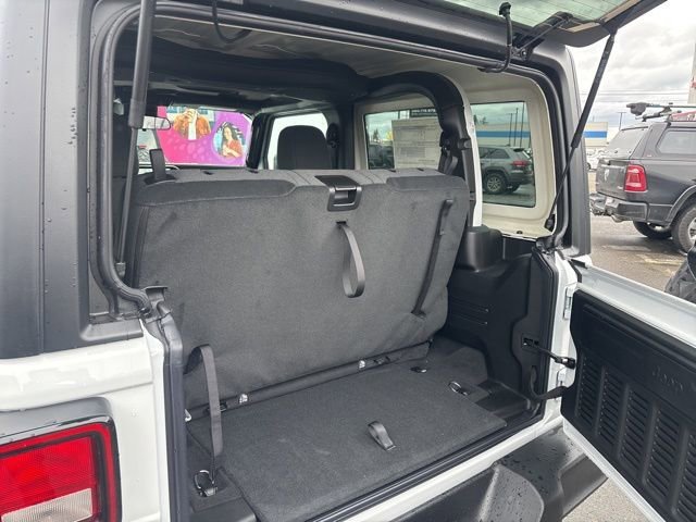 New 2026 Bright White Clear-Coat Exterior Paint Jeep Sport S image 12
