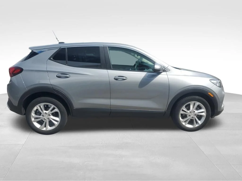 Used 2023 Gray Buick Preferred image 6