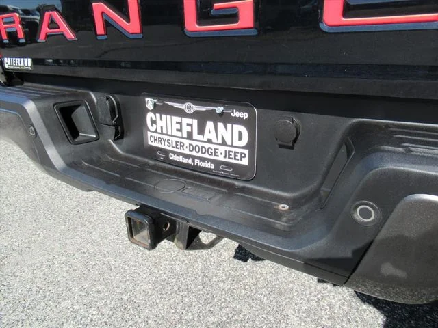 Used 2022 Black Ford Lariat image 8