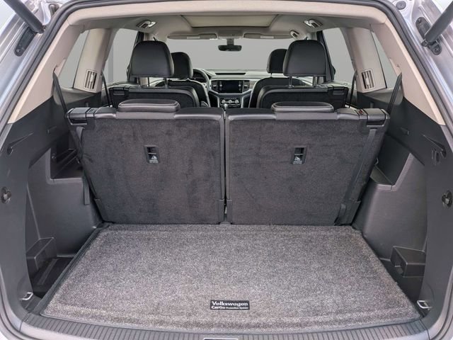 Certified Used 2022 Silver Volkswagen SEL image 13
