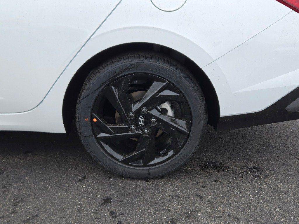New 2026 White Hyundai SEL Sport image 16