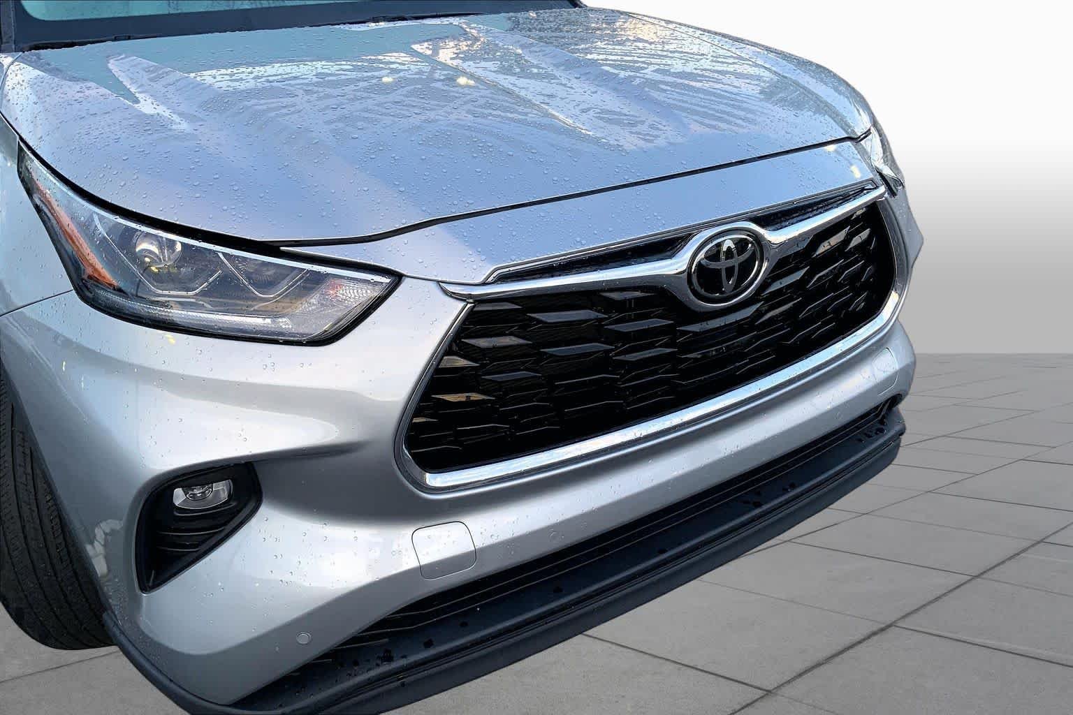 Certified Used 2023 Celestial Silver Metallic Toyota Limited image 29