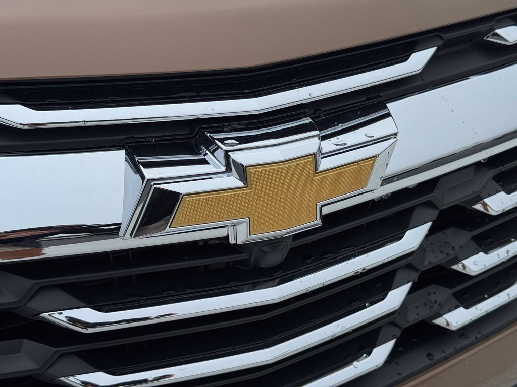 New 2027 Autumn Harvest Metallic Chevrolet LT image 8