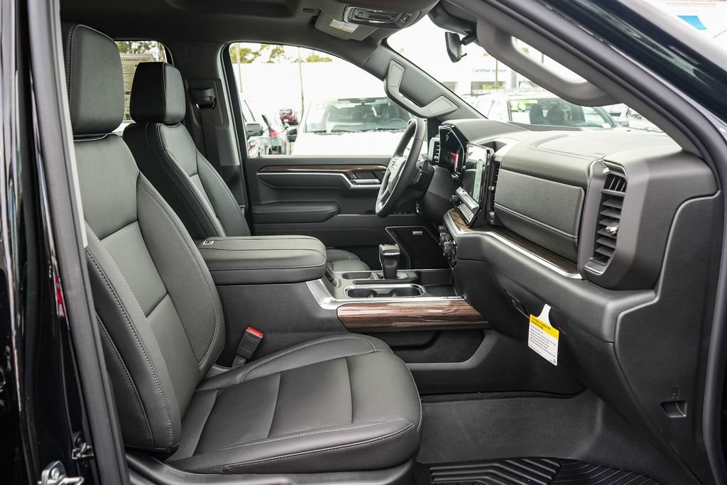 2026 Chevrolet Silverado 1500 RST - Photo 16