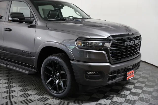 New 2026 Granite Crystal Metallic Clear-Coat Exterior Paint RAM Laramie image 27