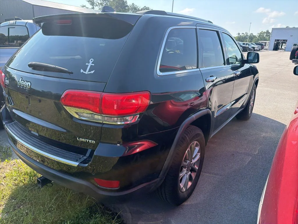 Used 2015 Jeep Grand Cherokee Limited with VIN 1C4RJFBGXFC882030 for sale in New Bern, NC
