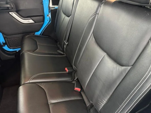 Used 2017 Blue Jeep Unlimited Sahara image 29
