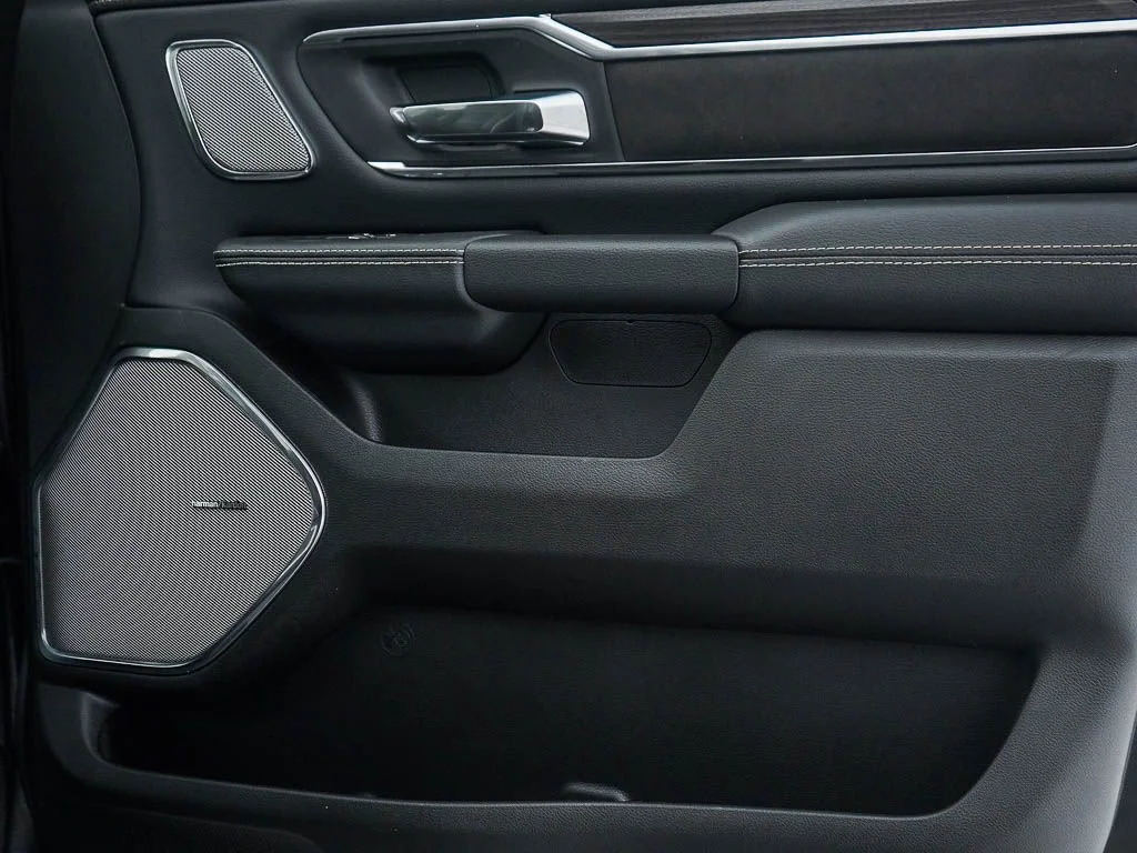 New 2026 Granite Crystal Metallic Clearcoat RAM LARAMIE image 8