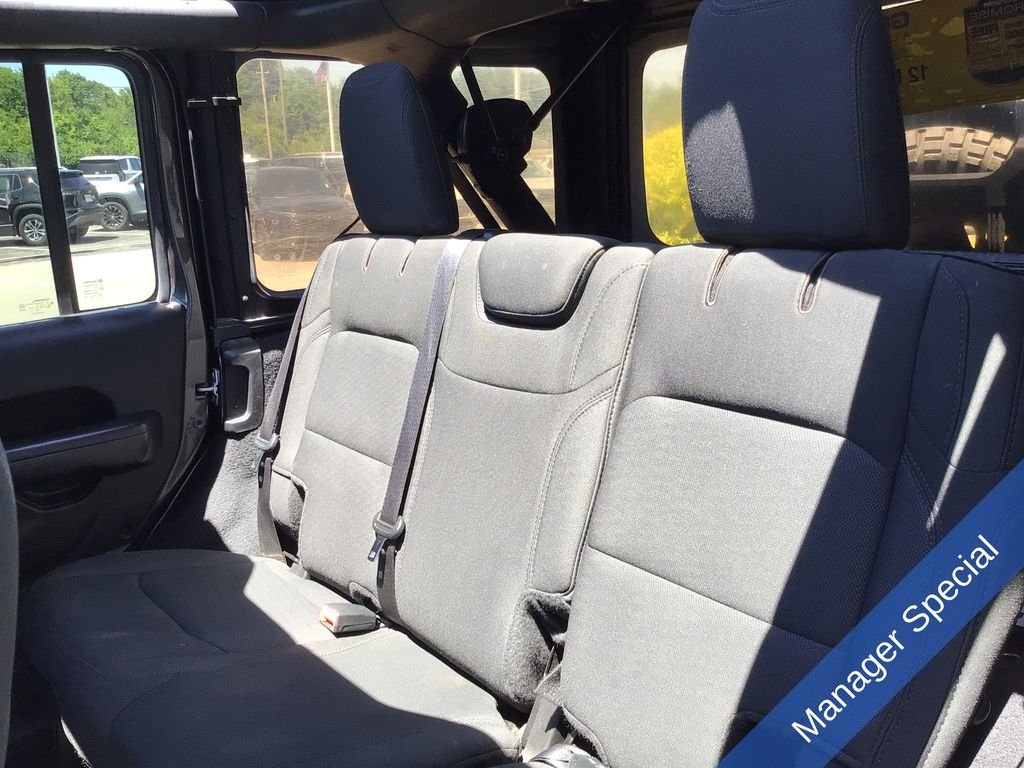 Used 2019 Gray Jeep Unlimited Sport image 33