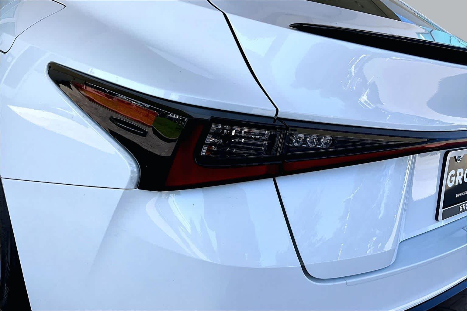 Used 2025 Ultra White Lexus F SPORT Design image 27