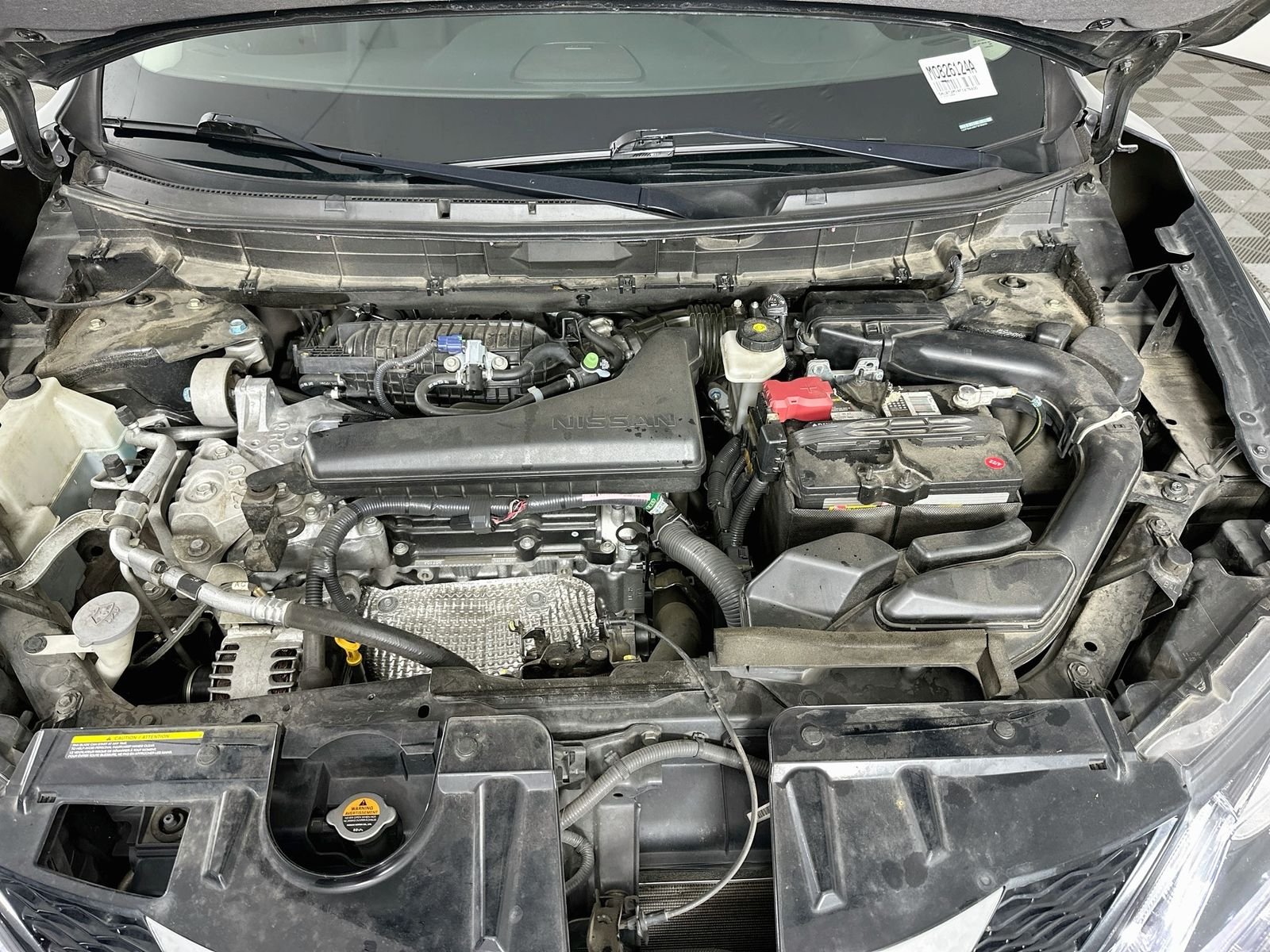 Used 2015 Gun Metallic Nissan SL image 32