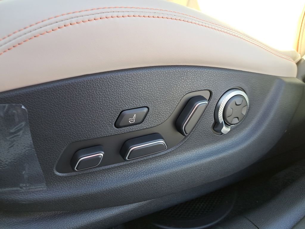 2026 GENESIS GV70 Sport Prestige - Photo 16