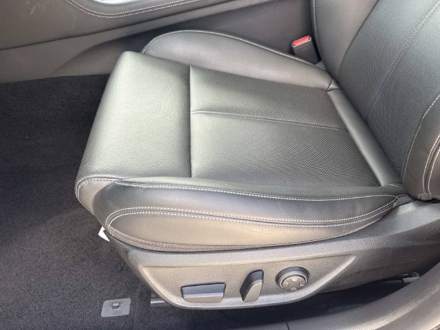 2026 GENESIS G70 Standard - Photo 19
