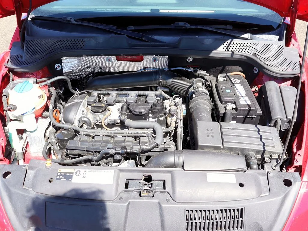2013 Volkswagen Beetle 2.0 - Photo 26