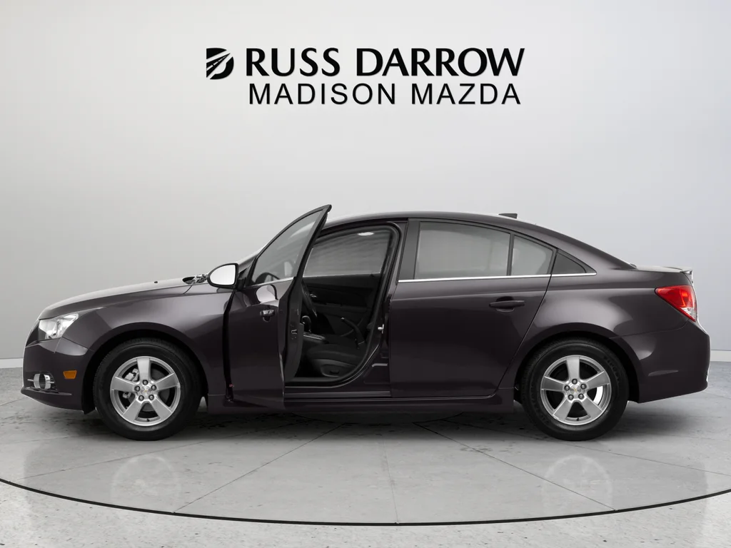 Used 2014 Gray Chevrolet 1LT image 2