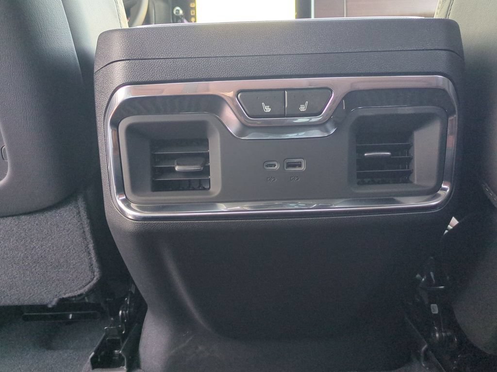 New 2026 Glacier White Tricoat GMC Denali Ultimate image 28