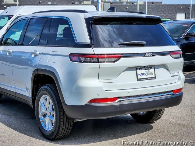 New 2026 Bright White Clearcoat Jeep Laredo image 6